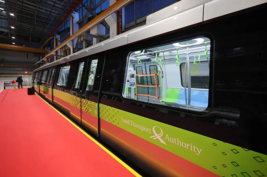 New Cross Island Line trains: 3 key features New Cross Island Line trains: 3 key features