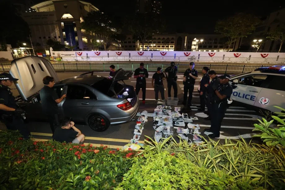 Man probed over illegal gambling websites, vape possession Man probed over illegal gambling websites, vape possession