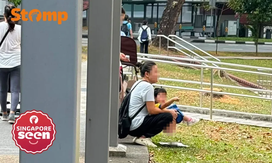 Child seen defecating outside Serangoon MRT station Child seen defecating outside Serangoon MRT station