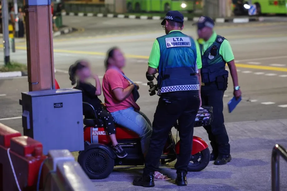 3 personal mobility devices impounded in Yishun for flouting rules 3 personal mobility devices impounded in Yishun for flouting rules