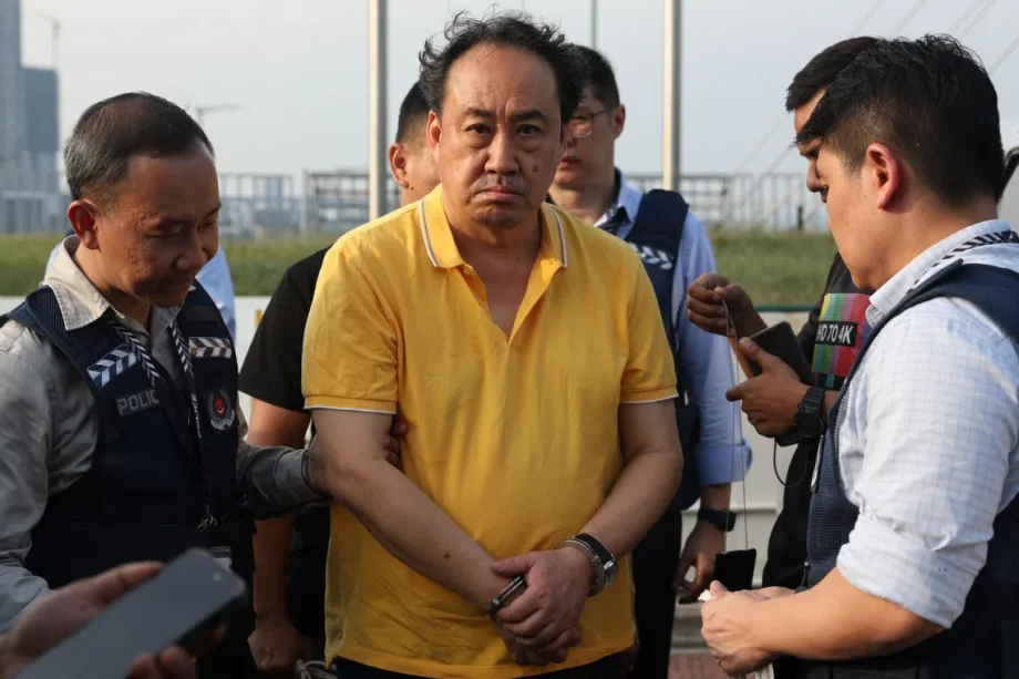 Lim Tean deported to Singapore after arrest Lim Tean deported to Singapore after arrest
