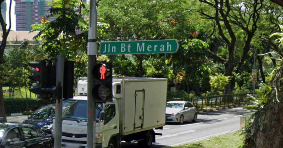 Man gets into lorry and drives off while staff were unloading goods in Bukit Merah, Singapore News Man gets into lorry and drives off while staff were unloading goods in Bukit Merah, Singapore News