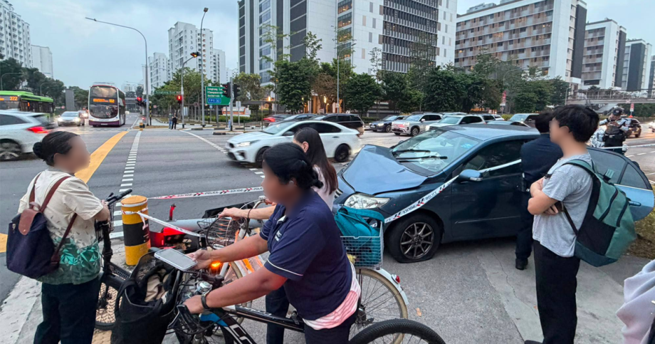 Police looking for Toyota car driver in hit-and-run near Sengkang NPC, Singapore News