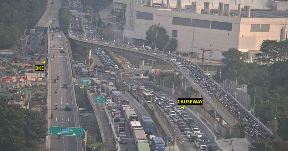 Heavy departure traffic at Woodlands Checkpoint: ICA, Singapore News