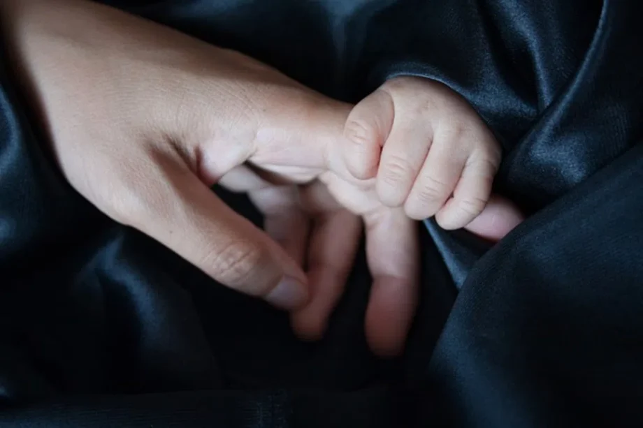 Kids of unwed parents to receive cash benefits under SG Child Support Package