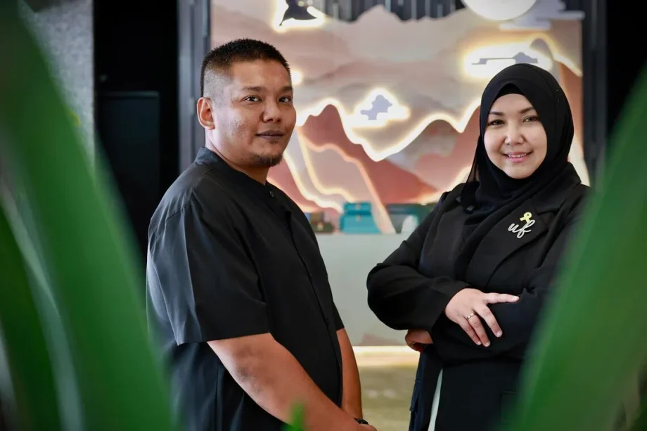 Police train teachers to spot youth gang involvement
