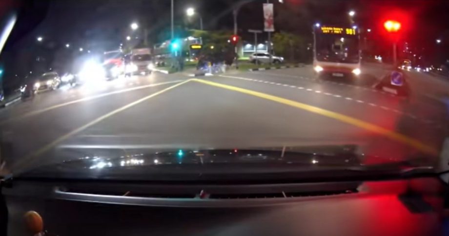 Family left ‘traumatised’ after car nearly collides with bus driving against traffic in Woodlands, Singapore News Family left ‘traumatised’ after car nearly collides with bus driving against traffic in Woodlands, Singapore News