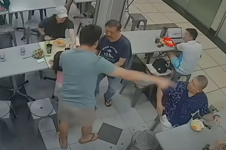Police investigating after elderly man allegedly pushed to ground for patting girl’s head Police investigating after elderly man allegedly pushed to ground for patting girl’s head