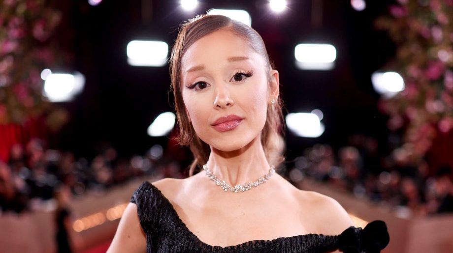 Wicked Star Ariana Grande to Take a ‘Step Back From Visibility’ Wicked Star Ariana Grande to Take a ‘Step Back From Visibility’