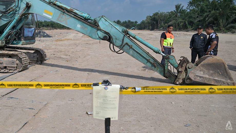 Johor probing 9 Malaysian firms for allegedly dumping construction waste from Singapore: Official