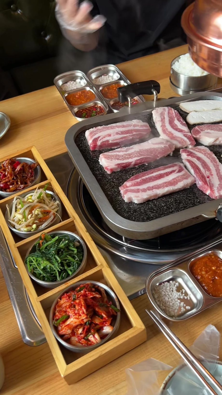 @gogijipkkokkonara Korean aunt approved  KkoKkoNaRa 33 Tras St on Level 2 4Mins …