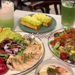 @happibunnii Found a cafe with good food, good matcha AND a Keshi playlist??   V…
