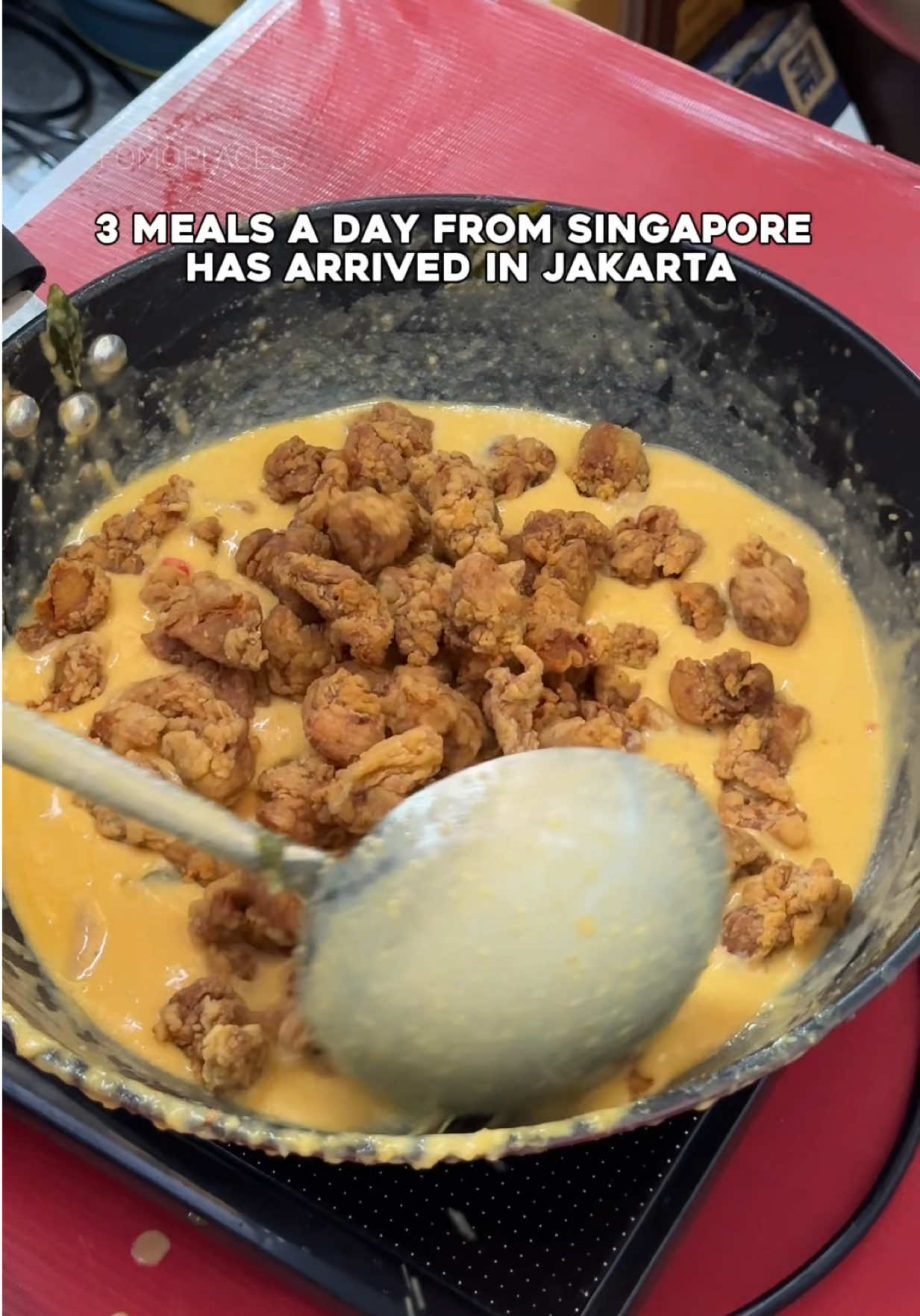@fomoplaces Singapore’s viral Salted Egg Three Meals a Day is now at KEPO Asian …