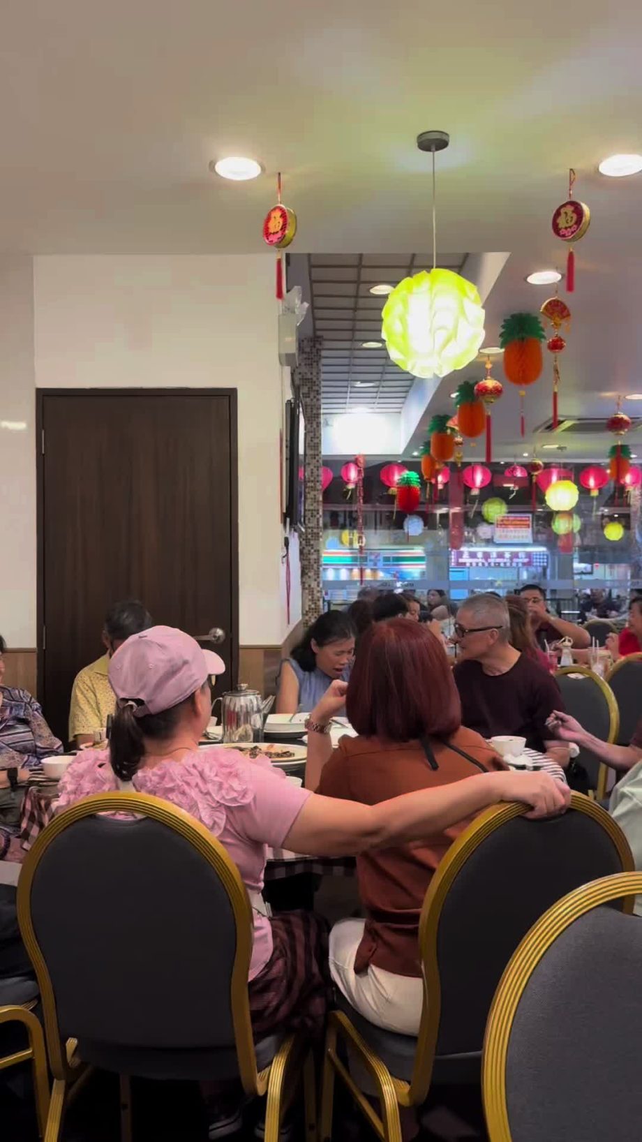 @sgfoodie2025 Looking for the best chicken rice in Singapore? You’ve got to try …