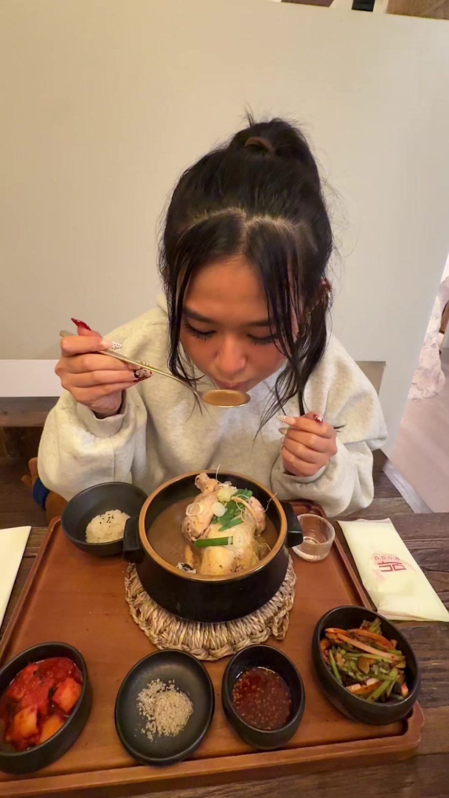 @sharkseatgrasses lowkey best soup i’ve ever had… Address: 96 Amoy Street Sing…