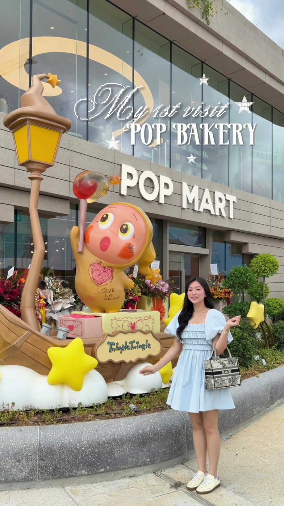 @traanxngg Lần đầu đến với POP BAKERY cũng như là cửa hàng POP MART mới tinh ở S… @traanxngg Lần đầu đến với POP BAKERY cũng như là cửa hàng POP MART mới tinh ở S…