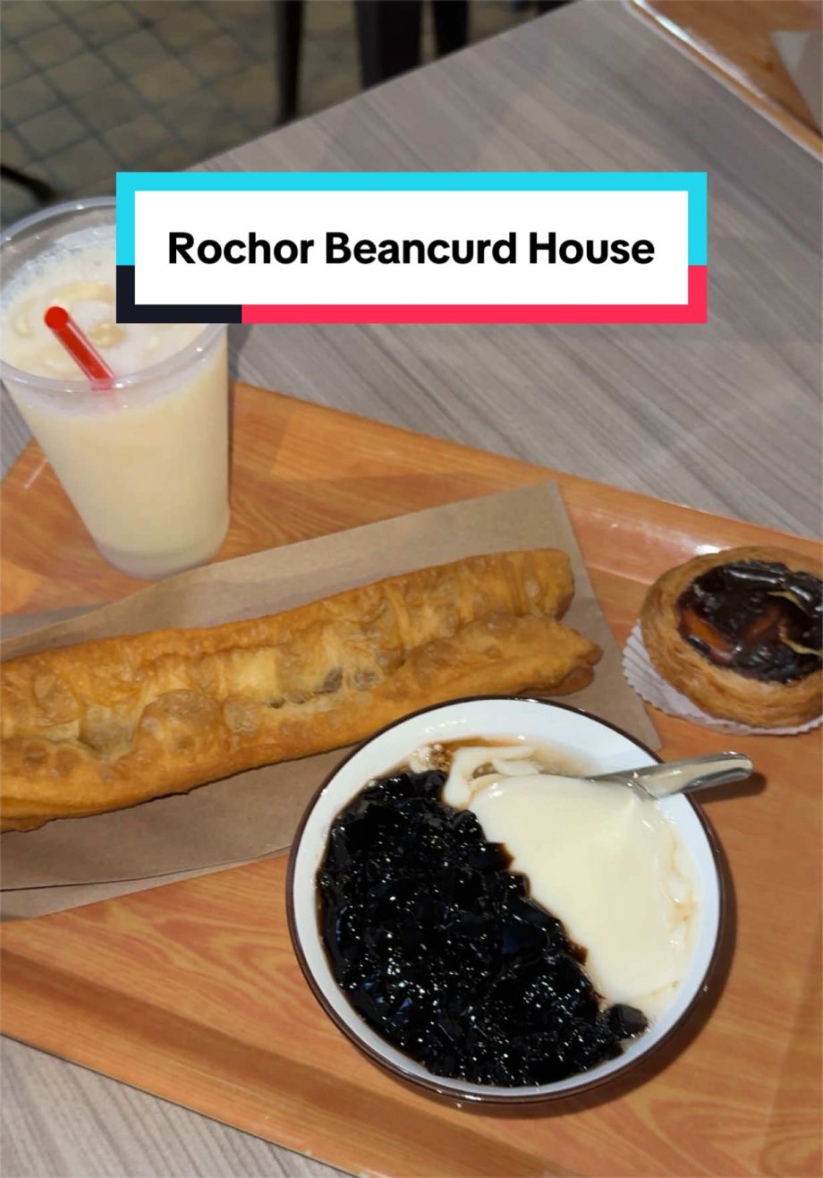 @honestmaneats Trying a 24-hour traditional beancurd in Geylang that’s been arou… @honestmaneats Trying a 24-hour traditional beancurd in Geylang that’s been arou…