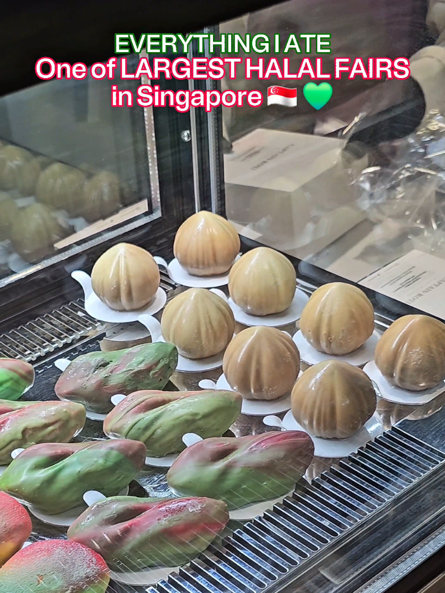 @comfortchomper Everything I ate at one of Singapore’s biggest halal food and li… @comfortchomper Everything I ate at one of Singapore’s biggest halal food and li…