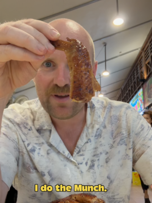 @fedby_ .80 Michelin-recognised chicken wings in Singapore R&B Express Newt… @fedby_ .80 Michelin-recognised chicken wings in Singapore R&B Express Newt…