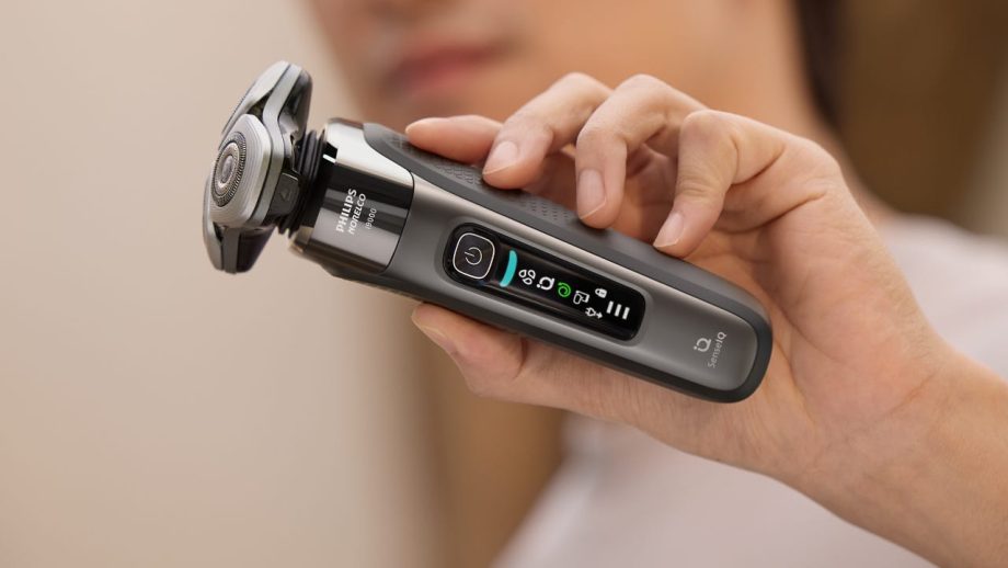 Save Over 50% on Philips Shavers Right Now at Amazon UK