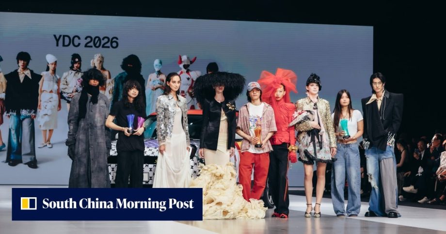 Hong Kong young fashion designers named at YDC as VIP judge Rok Hwang urges a customer, not a bubble Hong Kong young fashion designers named at YDC as VIP judge Rok Hwang urges a customer, not a bubble