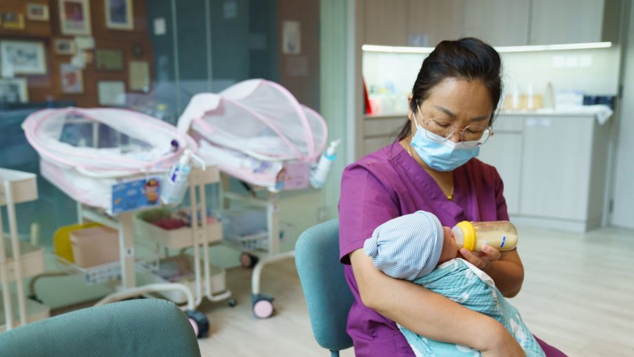 Singapore is using cash and incentives to avert a demographic crisis Singapore is using cash and incentives to avert a demographic crisis