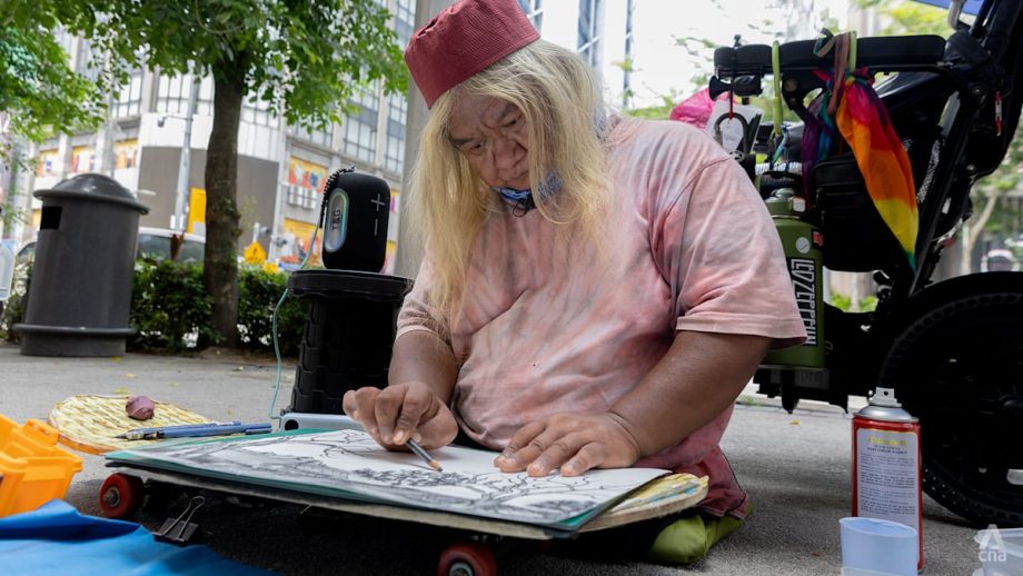 The para-athlete who once won a medal for Singapore and now sells art on the streets of Kuala Lumpur The para-athlete who once won a medal for Singapore and now sells art on the streets of Kuala Lumpur