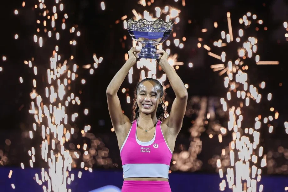 Leylah Fernandez wins first title at Singapore Tennis Open Leylah Fernandez wins first title at Singapore Tennis Open