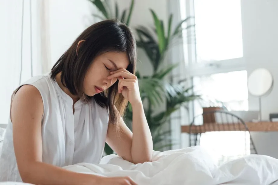 Migraine Symptoms: Warning Signs That Come Before the Pain Migraine Symptoms: Warning Signs That Come Before the Pain