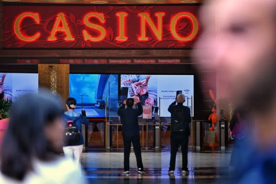 Indonesian businessman probed over fake ,000 notes at RWS