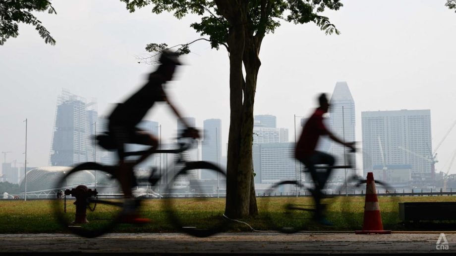 Air quality in central Singapore back in unhealthy range