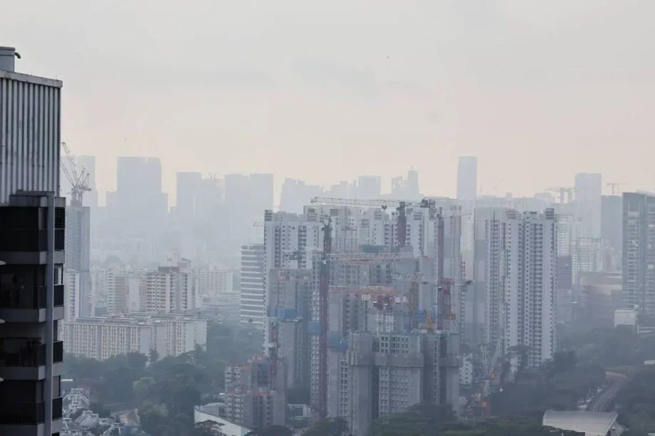 Haze in Singapore: PSI readings reach unhealthy levels