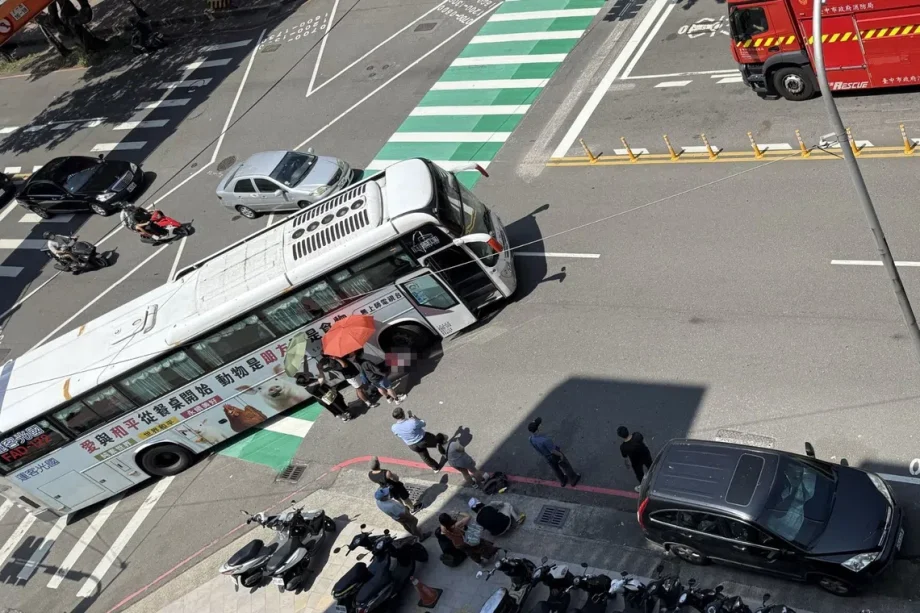 S’porean hospitalised after being run over by a bus in Taiwan S’porean hospitalised after being run over by a bus in Taiwan