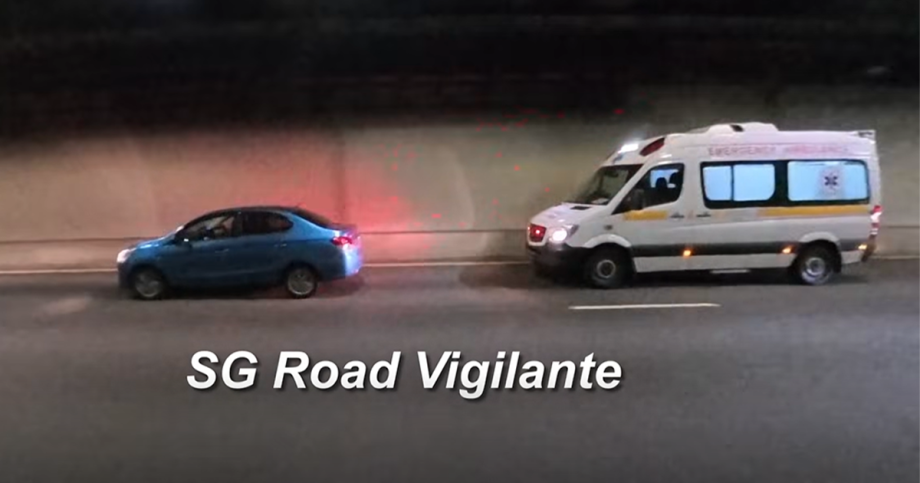 Car driver fails to give way to Sengkang General Hospital ambulance with sirens on along CTE , Singapore News Car driver fails to give way to Sengkang General Hospital ambulance with sirens on along CTE , Singapore News