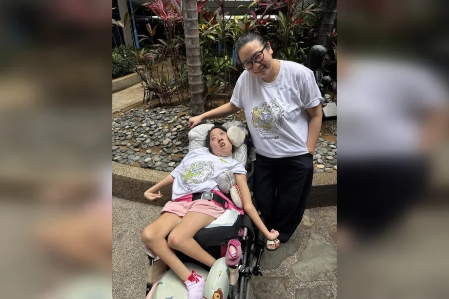 Non-verbal, non-mobile S’pore girl joins global hackathon Non-verbal, non-mobile S’pore girl joins global hackathon