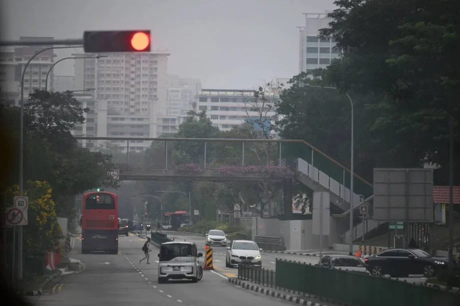 Haze in Singapore: air quality worsens with unhealthy PSI levels Haze in Singapore: air quality worsens with unhealthy PSI levels