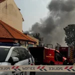 30 people evacuated after fire breaks out in Kovan home