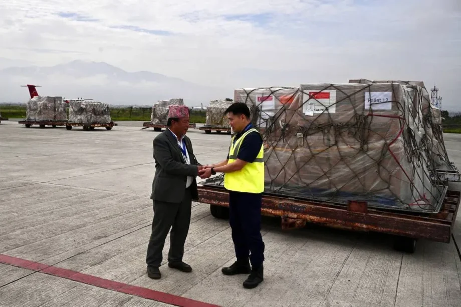 Singapore sends humanitarian aid with medical supplies to Nepal