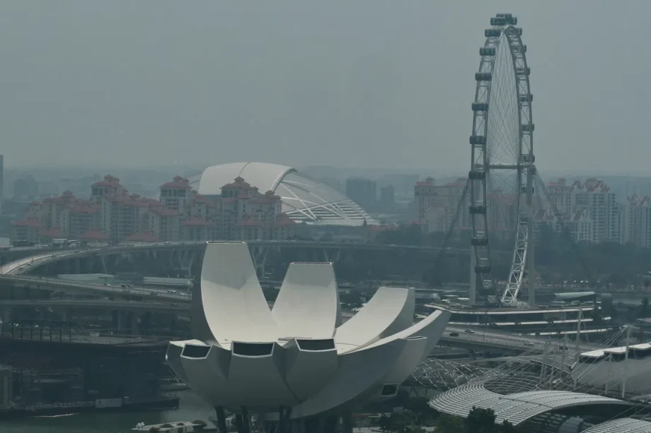 Haze in S’pore: PSI hits 101 in central region