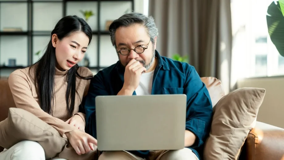 ‘Ask your dad for permission’: Singaporean in their 30s sparks online discussion on strict parents ‘Ask your dad for permission’: Singaporean in their 30s sparks online discussion on strict parents