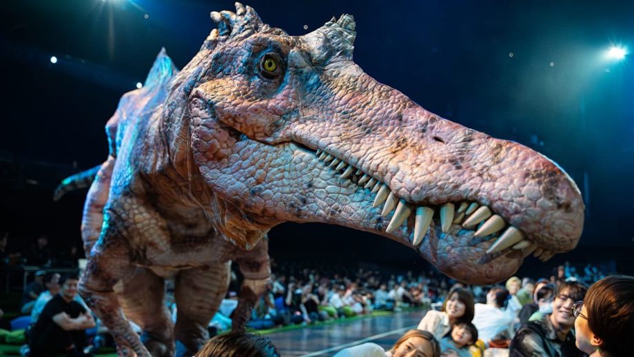 Dinosaur Odyssey, Japan’s acclaimed live show with realistic dinosaurs, will land in Singapore in December Dinosaur Odyssey, Japan’s acclaimed live show with realistic dinosaurs, will land in Singapore in December
