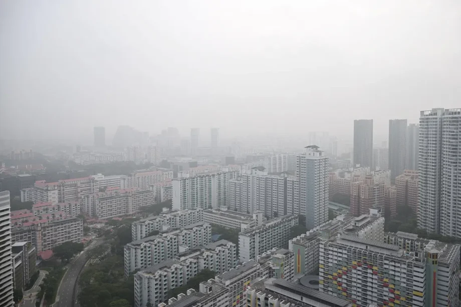 Haze in S’pore: Unhealthy air quality with high PM2.5 levels Haze in S’pore: Unhealthy air quality with high PM2.5 levels