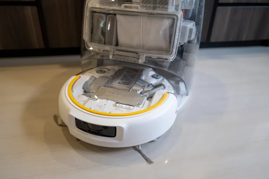 DJI Romo P review: a unique robot vacuum DJI Romo P review: a unique robot vacuum