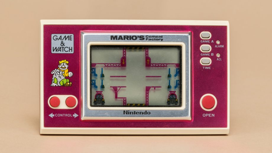 How Nintendo’s Game & Watch Was Inspired By A Calculator And Boredom How Nintendo’s Game & Watch Was Inspired By A Calculator And Boredom