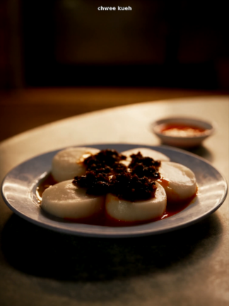 @hanstrand chwee kueh at jian bo follow for more SG hawker spots  Tiong Bahru Ma…