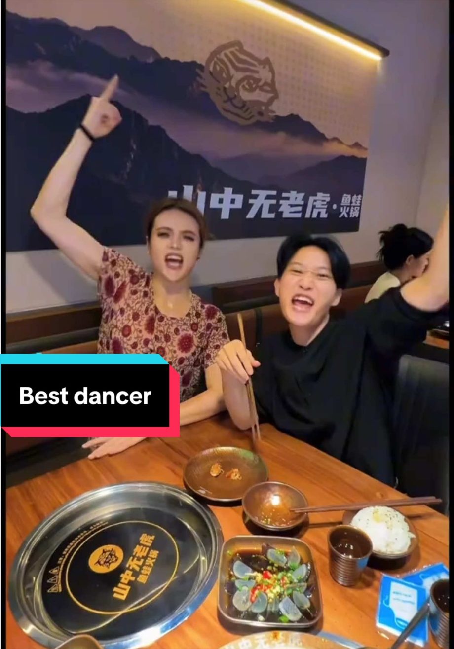 @fantamrfanta This is funny #funny #maximo #singapore #food #hotpot  …