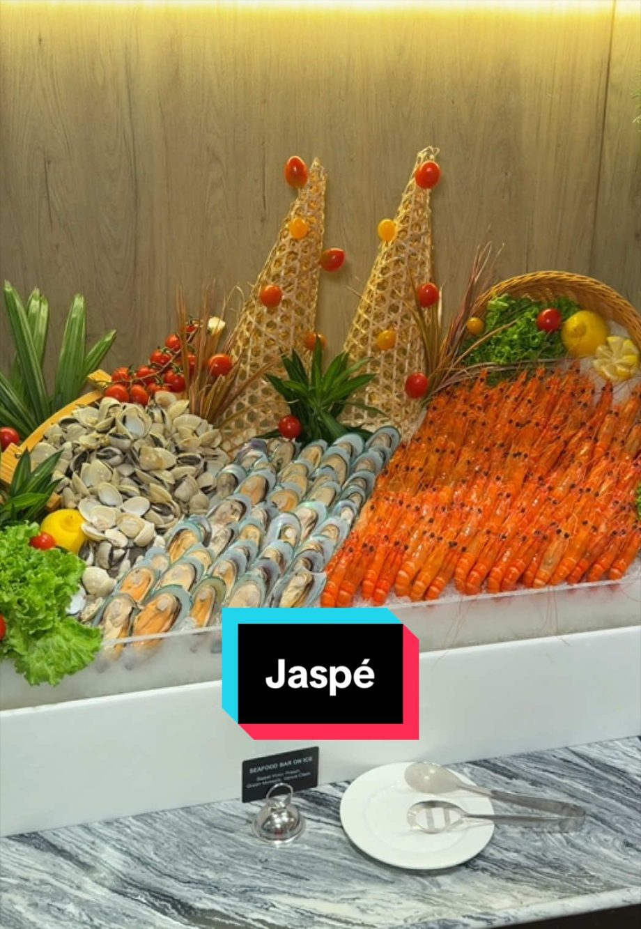 @foodtravelexplores Jaspé at Wyndham Singapore Hotel new buffet that features a … @foodtravelexplores Jaspé at Wyndham Singapore Hotel new buffet that features a …