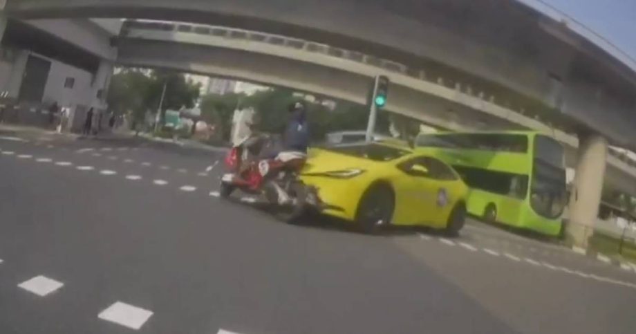 Female motorcyclist taken to hospital after taxi crashes into bike in Tampines, Singapore News