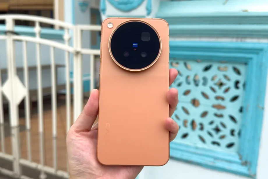 Vivo X500 Pro Max review: Much-needed upgrades at insane prices Vivo X500 Pro Max review: Much-needed upgrades at insane prices