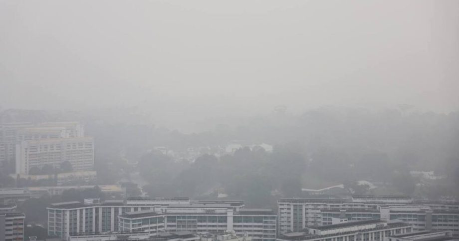 Haze in Singapore: PSI back to ‘unhealthy’ range, PM2.5 remains ‘elevated’ in all regions Haze in Singapore: PSI back to ‘unhealthy’ range, PM2.5 remains ‘elevated’ in all regions